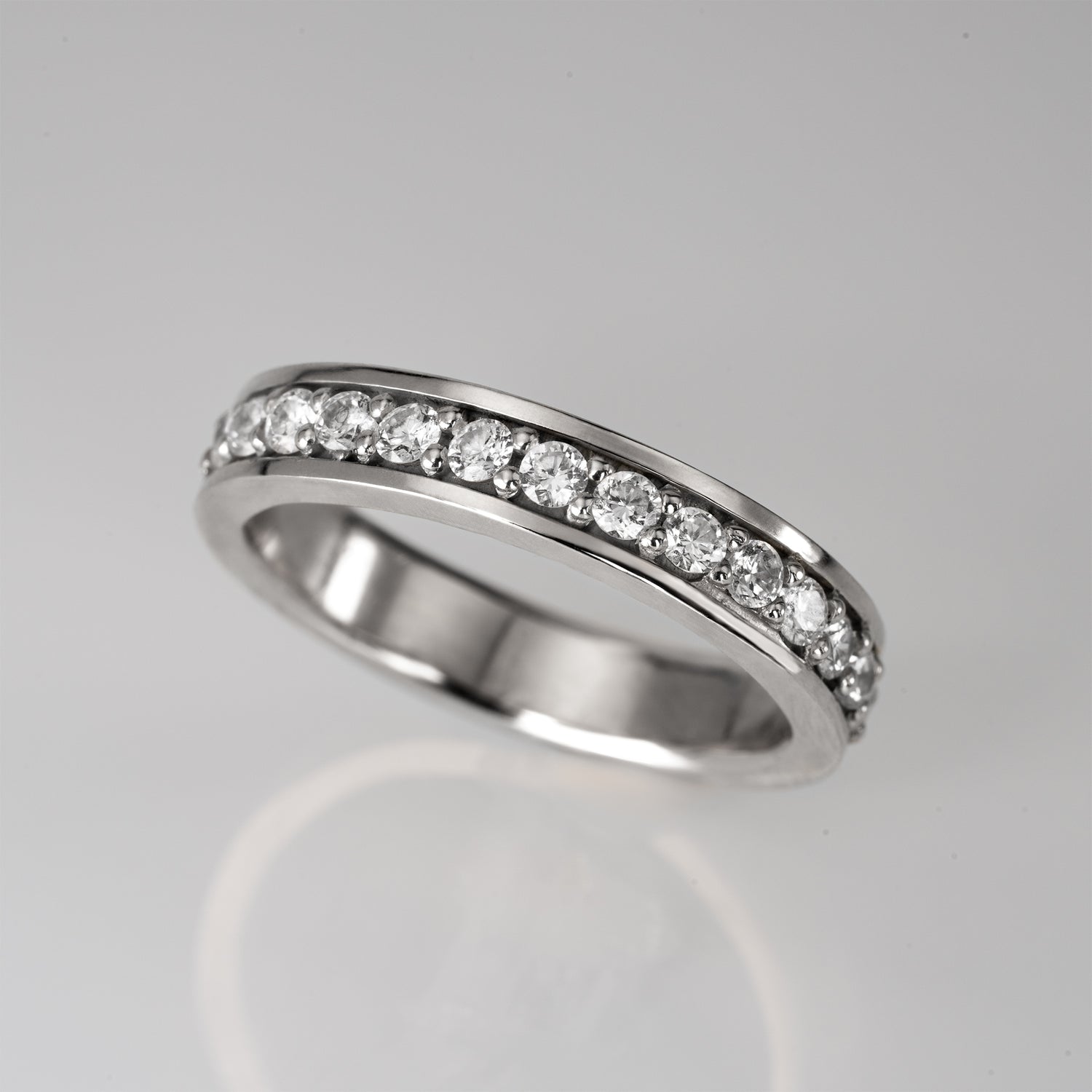 Secure Half Eternity Ring - YG/WG【LGD】