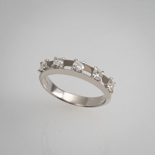Edgy-Crack Harf Eternity Ring‐WG【DIA】